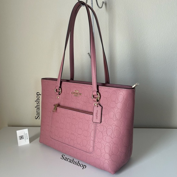 Coach Handbags - ✅Coach Station Tote Bag In Signature Leather